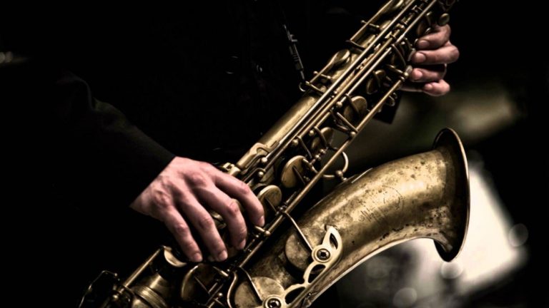 4 conseils pour jouer du saxophone